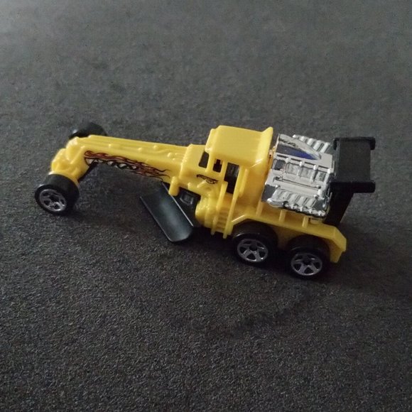 Hot Wheels Yellow Street Cleaver Plow Truck Mattel - Picture 8 of 9